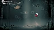 Fighting the Crawfather (Image via Team Cherry // YouTube/ Luna-An)